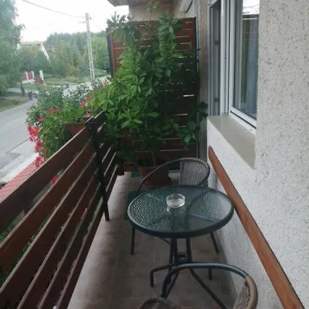 Oazis Vendeghaz Penzion *
